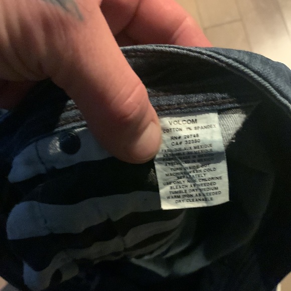 Volcom dark blue jeans - Picture 5 of 6